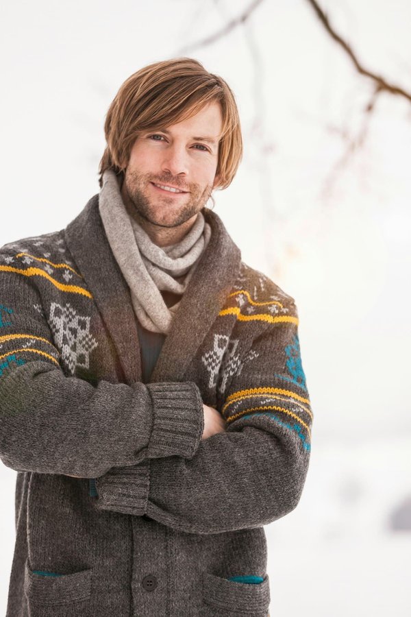 What Are the Best Shawl Collar Cardigans for a Cozy Yet Professional Office Setting?