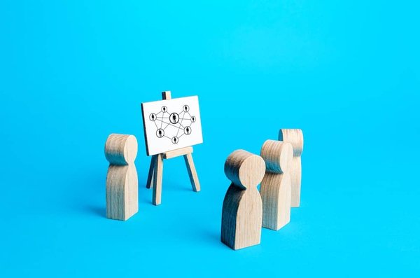 How to Plan and Prepare for a Career Shift in the UK's Evolving Job Market?